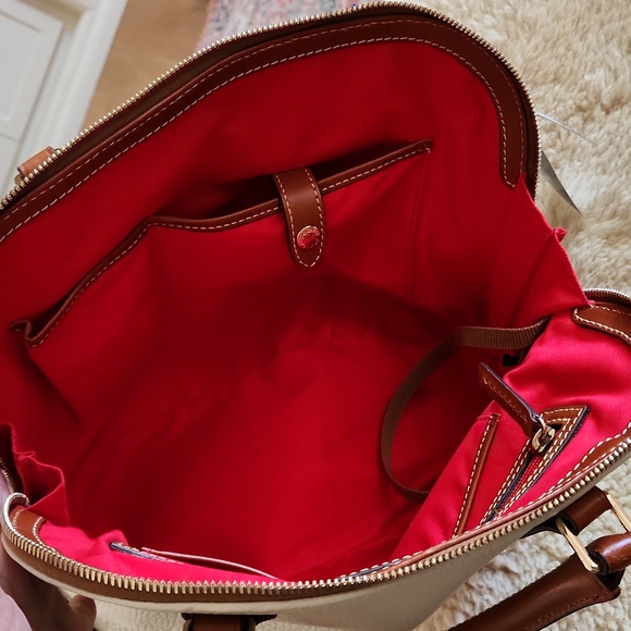 NWT Dooney & Bourke Ivory Zip Zip Pebbled Leather Satchel π€π€π - Picture 11 of 16